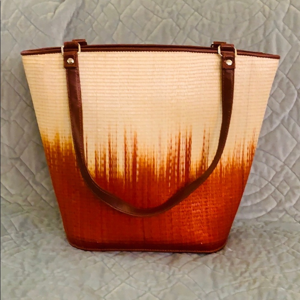Le Sac Vintage Buri Palm Woven Straw Ombré Bucket Bag - Cream,Rust, Orange Tote.